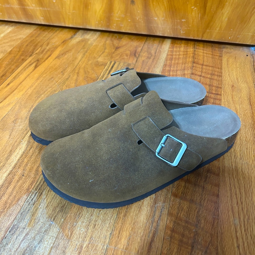 clogs